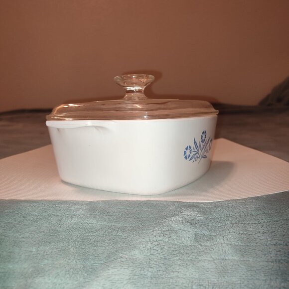 Corningware White and Blue Floral Casserole Dish - Picture 3 of 11